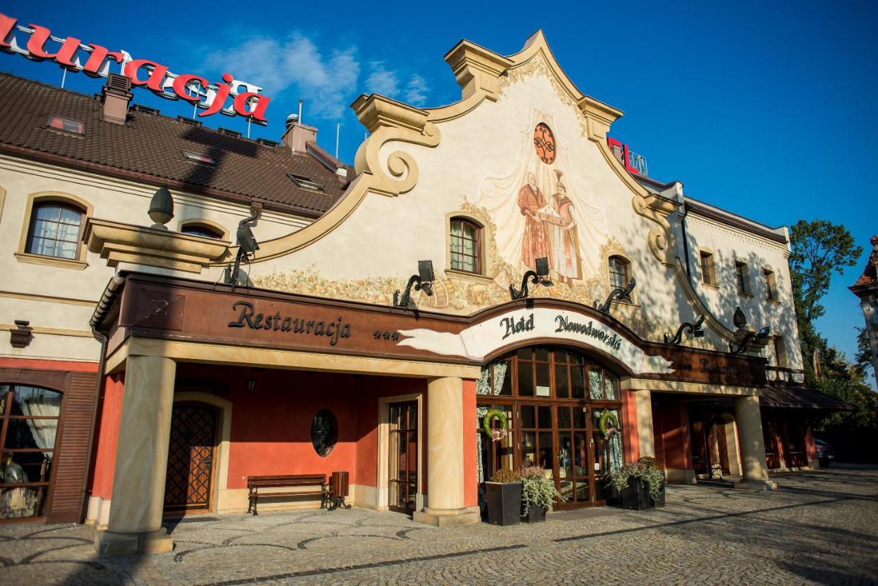 Hotel Nowodworski Legnica Exterior foto